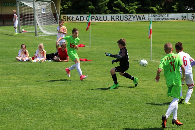 开云APP：[篮球公园]重返五棵松 北京男篮力克上海.